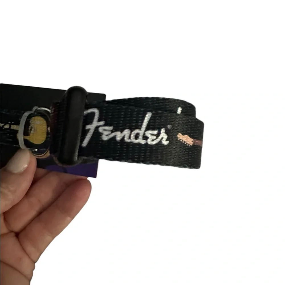 Fender Guitar Adjustable dog collar, Medium, NWT